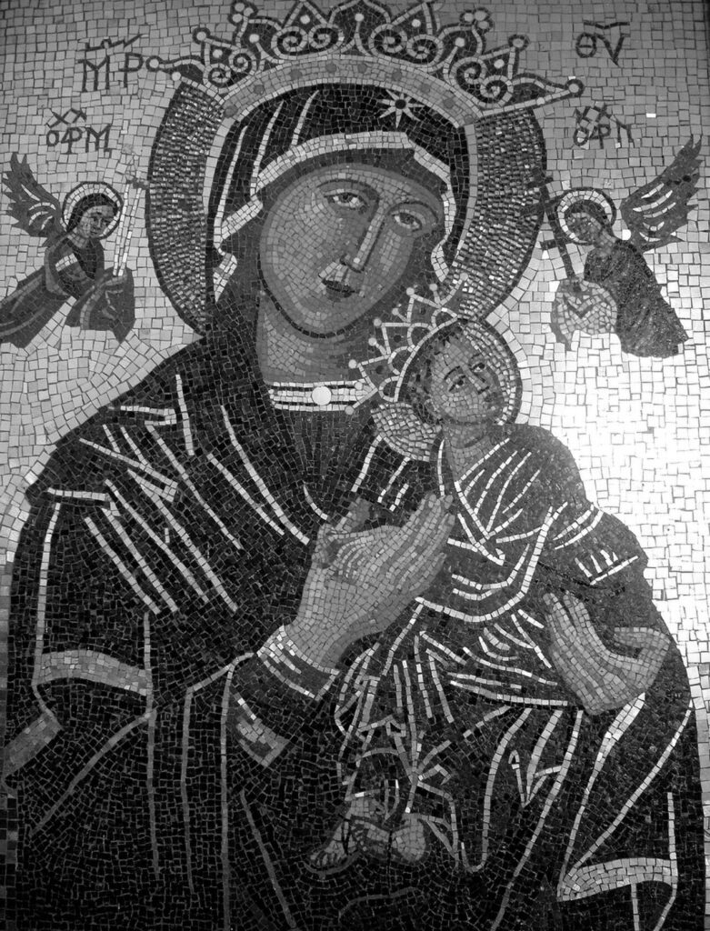 Byzantine icon of Our Lady of Perpetual Help holding the Christ Child with two angels and a gold ground.
